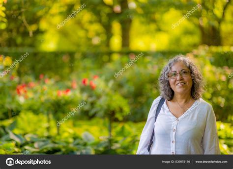 madura mexicana|24.924 Mature Mexican Women Stock Photos, High